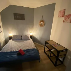 F1 Meuble Et Confortable En Coeur De , Longjumeau France
